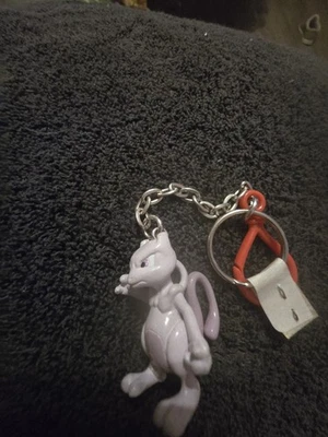 Llavero Figura Juguete Vintage Nintendo Pokémon Mewtwo 1999 SIN BALL Foto 1 de 3
