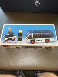 LEGO NEW 445 Police Units Excellent Condition Box - Picture 1 of 6