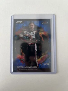 2024 Topps Finest Formula 1 F1 Kevin Magnussen Blue Parallel /99 #216 - Bild 1 von 2