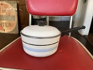 vintage Club Aluminum cookware sauce pan pot white - Picture 1 of 12