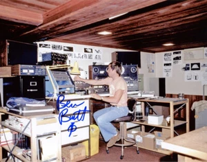 BEN BURTT SIGNED AUTOGRAPHED 11x14 PHOTO SOUND DESIGNER STAR WARS BECKETT BAS - Picture 1 of 3