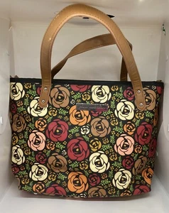 Petunia Pickle Bottom Downtown Tote Diaper Bag Gardens Of Gillingham Floral - Picture 1 of 13