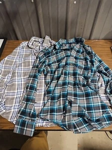 izod mens flannel shirts Size M Lot Of 2 - Picture 1 of 7