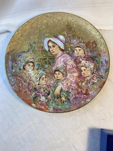 Edna Hibel Famous Women & Children Anna & the Children of The King of Siam Plate - Picture 1 of 10