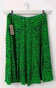 BNWT Jaeger Green 100% Silk Patterned Skirt Size 10 RRP £150 - Picture 1 of 7