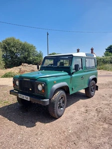 Land Rover Defender TD5 90 - Picture 1 of 17