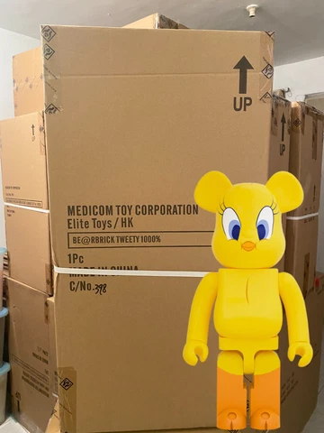 MEDICOM TOY BEARBRICK TWEETY BIRD LOONEY TUNES 1000% Cover