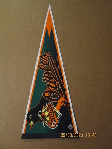 MLB Baltimore Orioles Vintage Circa 2002 Team Logo Baseball Pennant Cover