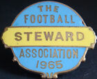 THE FOOTBALL ASSOCIATION 1965 STEWARD Badge Brooch pin In gilt 32mm x 28mm
