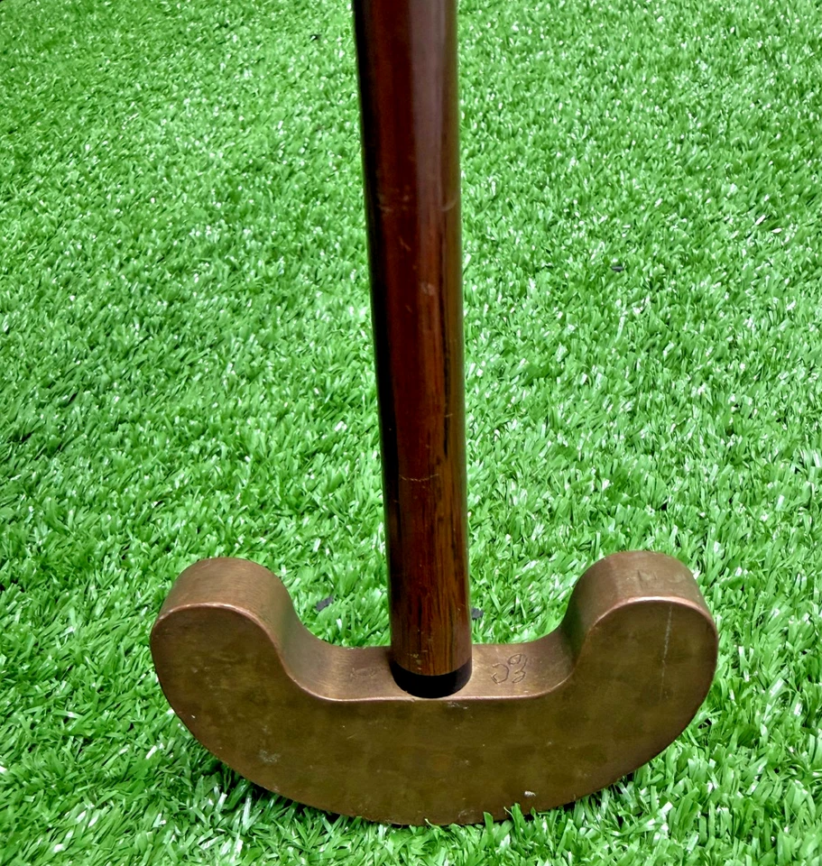UNIQUE Vintage Antique ca. 1930's Spiral Shafted 2 Way Straddle Putter / BAR15 - Image 1 of 4