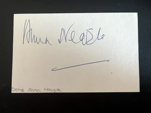 ANNA NEAGLE - LEGENDARY BRITISH ACTRESS - SIGNED WHITE CARD - Picture 1 of 1