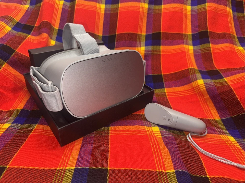 Fone de Ouvido de Realidade Virtual Oculus Go 64GB, Independente, Acessório de Videogame VR - Imagem 1 de 4