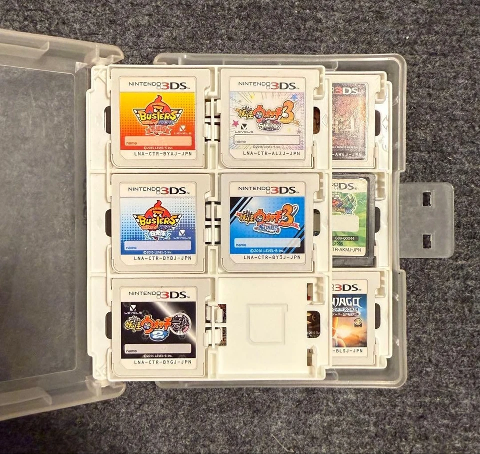 [Import duties included] Yo-Kai Watch 3DS Bundle Red Cat Team White Dog Team Suk - Image 1 of 2