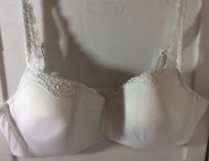 Breezies White P42C Padded Underwire Bra - Picture 1 of 3
