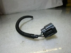 Isuzu Trooper Duty 98-02 3.0 4JX1 engine intake throttle body connector plug - Picture 1 of 5