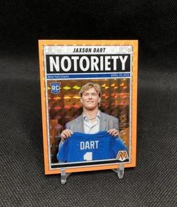 2025 Mosaic Jaxson Dart "NOTORIETY" ORANGE FLUORESCENT PRIZM EXCLUSIVE SSP RC 11 - Bild 1 von 23