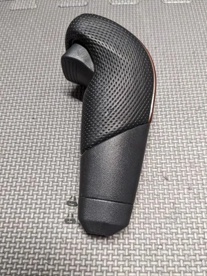 Selector automático de perilla de palanca de cambios Mitsubishi Montero 2000-2006 Woodgrain Foto 1 de 4