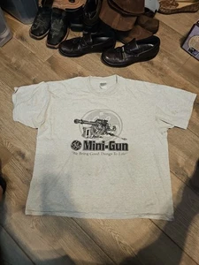 GE Mini Gun T-Shirt Gildan Activewear Tee grau XxL Menswear - Bild 1 von 6
