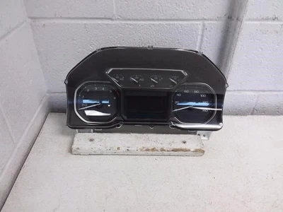 2021 GMC SIERRA150 Digital Speedometer OEM Part Number 84911454 - Image 1 of 4