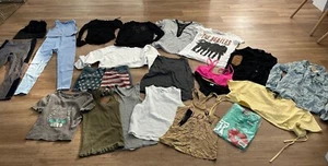 Lot of 22 Pcs Womens Clothes Medium Multicolor Tank Top Shirt Pants Shorts #3 - Picture 1 of 5