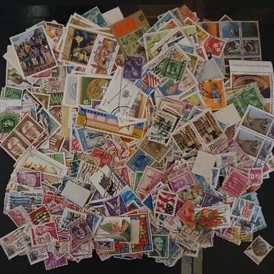 1000 + WORLD STAMPS OFF PAPER **A GREAT MIX AT A BARGAIN PRICE** ARTS + CRAFTS - Image 1 of 4
