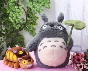 My Neighbor Totoro Holding Leaf Plush Toy Soft Stuffed Doll - Picture 1 of 8