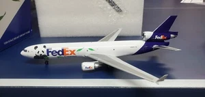 JC Wings Federal Express MD-11F 1:200 XX2284 Panda Express Cols N585FE - Imagen 1 de 10