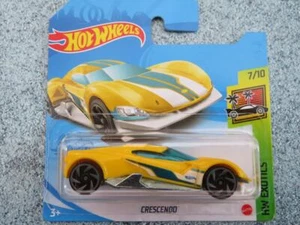 Hot Wheels 2021 #234/250 CRESCENDO yellow @P - Picture 1 of 2