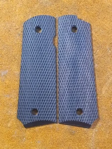 1911 1911A1 Colt Grips - Picture 1 of 7