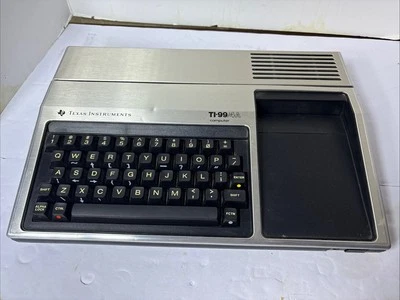Texas Instruments TI-99/4A Computer With Power cord - Bild 1 von 4