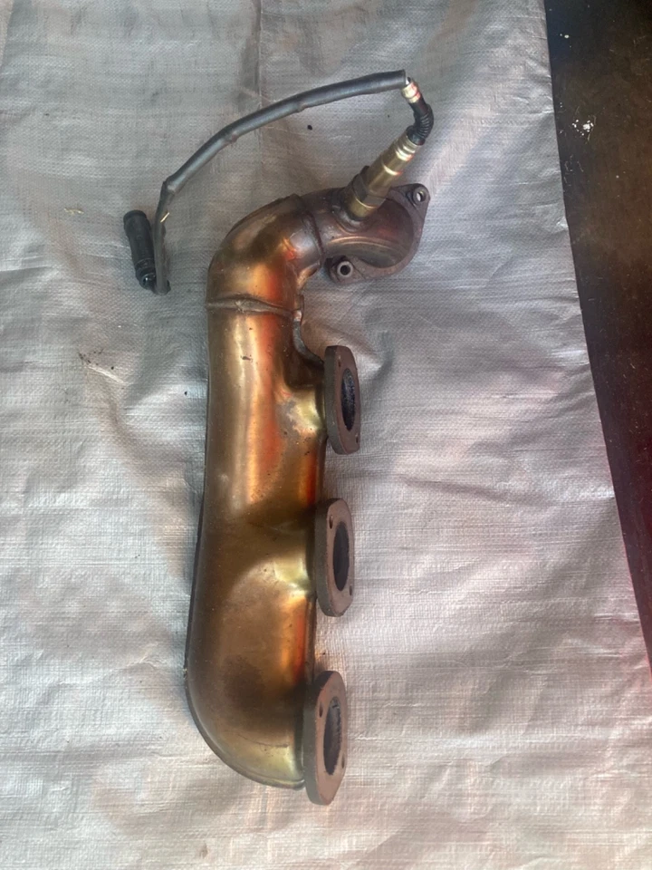 04-08 Chrysler Crossfire Colector de escape lado conductor izquierdo con sensor O2  Foto 1 de 1