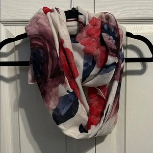 Sciarpa infinito floreale J. JILL crema blu viola rosa blu tono gioiello floreale - Foto 1 di 5