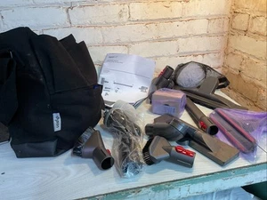 Dyson V7 Vacuum Cleaner REPLACEMENT PARTS LOT - Picture 1 of 5