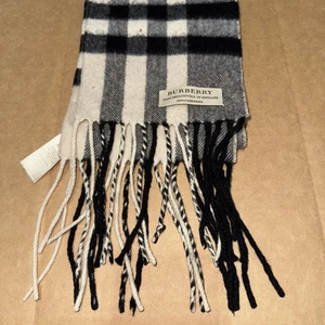 Burberry Kaschmir Schal Nova schwarz/weiß/grau gebraucht - Bild 1 von 5