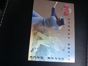1993 Upper Deck #TN2 George Brett Then and Now Baseball Card 2701E - Picture 1 of 2