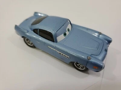 Disney Pixar Cars Finn McMissle 2011 coche de juguete fundido a presión Foto 1 de 4