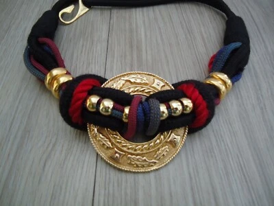 De Colección Cinturón Oro Medallón Rojo Azul Negro Años 80 Mamá Medios Mixtos 34.5 pulgadas Cordón Foto 1 de 4