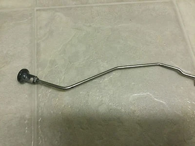 1997 SUZUKI 15HP Choke Rod 13413-93E10 Starter Knob 13631-93501  - Image 1 of 2