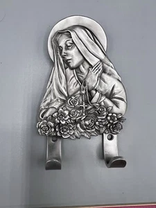 JCC Peltre Fino - Rosario de María Rezando o Porta Joyas - Imagen 1 de 5