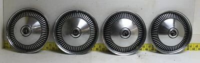 Used OEM AMC Set 14" Hub Caps 1978-83 Concord Gremlin Matador Pacer Spirit (4408 Foto 1 de 4