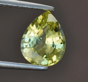 1.72 Ct Natural Chrysoberyl Pear Cut – Yellow Green Untreated VS Gem, Tanzania - Picture 1 of 7