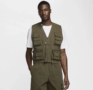 Nike Life Chaleco Utilitario Carga Caqui Verde Para Hombre Talla Mediana FN3214-325 Nuevo - Imagen 1 de 9