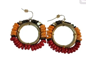 Pendientes de aro estilo tribal rojo naranja dorado cierre de gancho con cuentas - Imagen 1 de 4