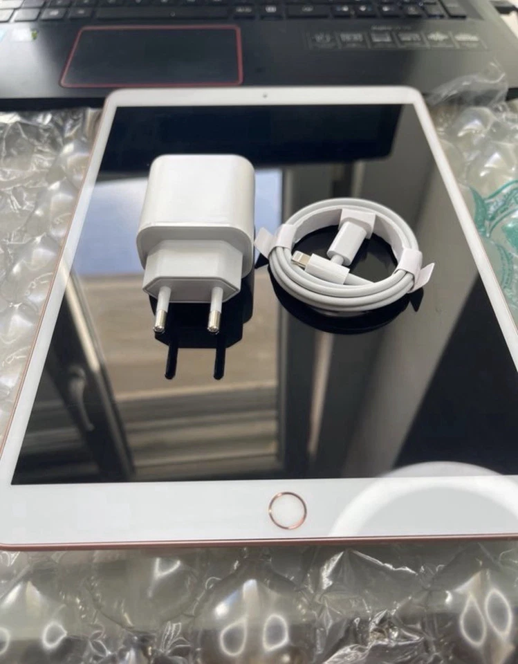 Apple iPad Air 3rd Gen (2019) 10.5in 8MP 64GB/256GB Unlocked Grade B - Imagen 1 de 4