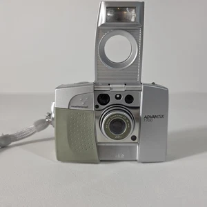 Kodak 35mm Film Advantix T700 Film Camera Tested - Picture 1 of 8