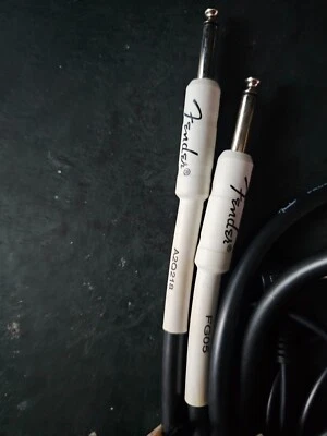 Cable de Instrumento Fender Serie Profesional, 5' Recto/Recto, Blanco (A-13) Foto 1 de 2