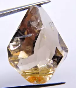 IP21 Rutilated Quartz 37.35ct 24x18x15mm golden needles free form - Picture 1 of 4