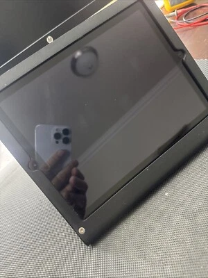 iPad Air (WiFi) / 16GB iPad Gen 1/ A1474 Space Gray W/Stand - Image 1 of 4