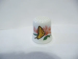 THIMBLE PORCELAIN ELG & ELG SWEDEN "BUTTERFLY" TCC 3/91 - Picture 1 of 5