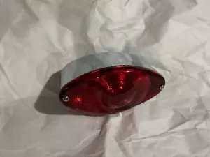 LUZ TRASERA TRASERA PLANA 12V PERSONALIZADA UNIVERSAL - Imagen 1 de 4